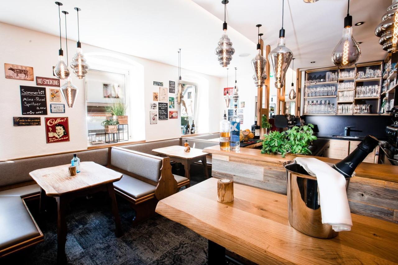 Wallner - Hotel & Wirt Arnoldstein Luaran gambar